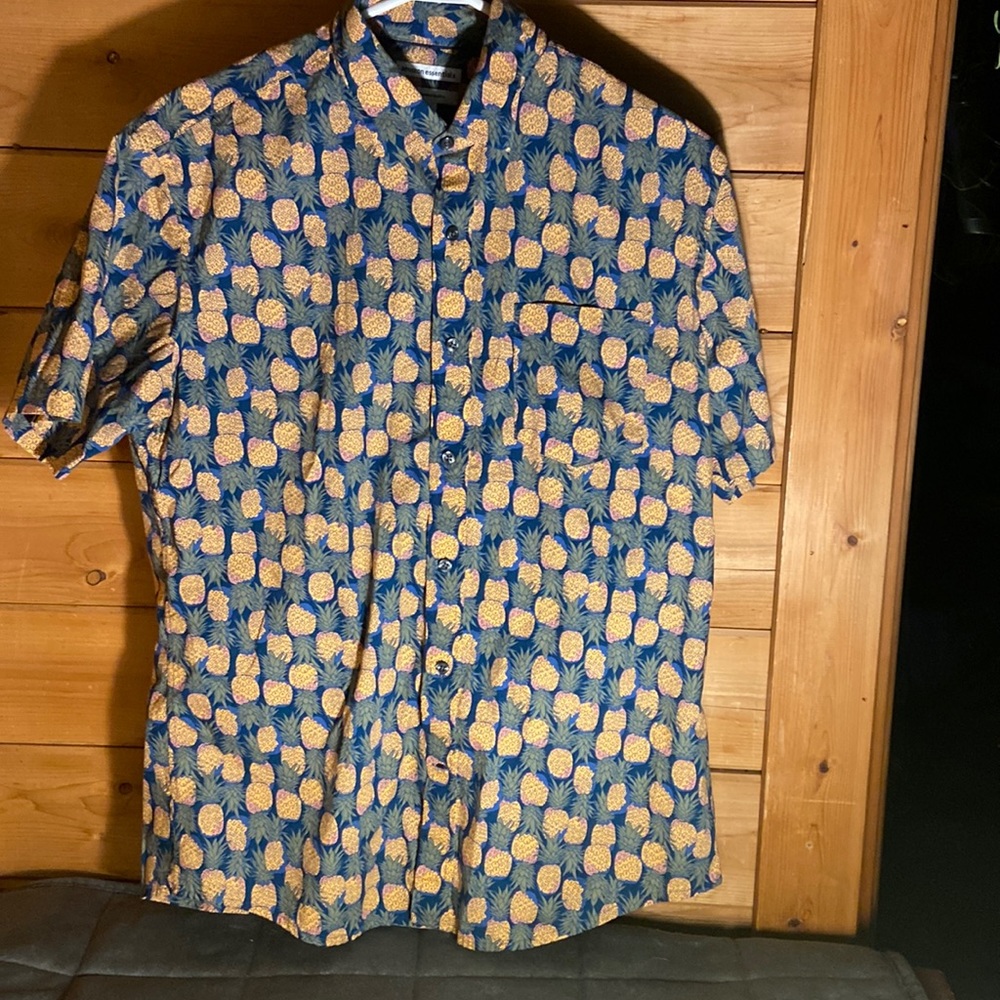 Dress shirt‎